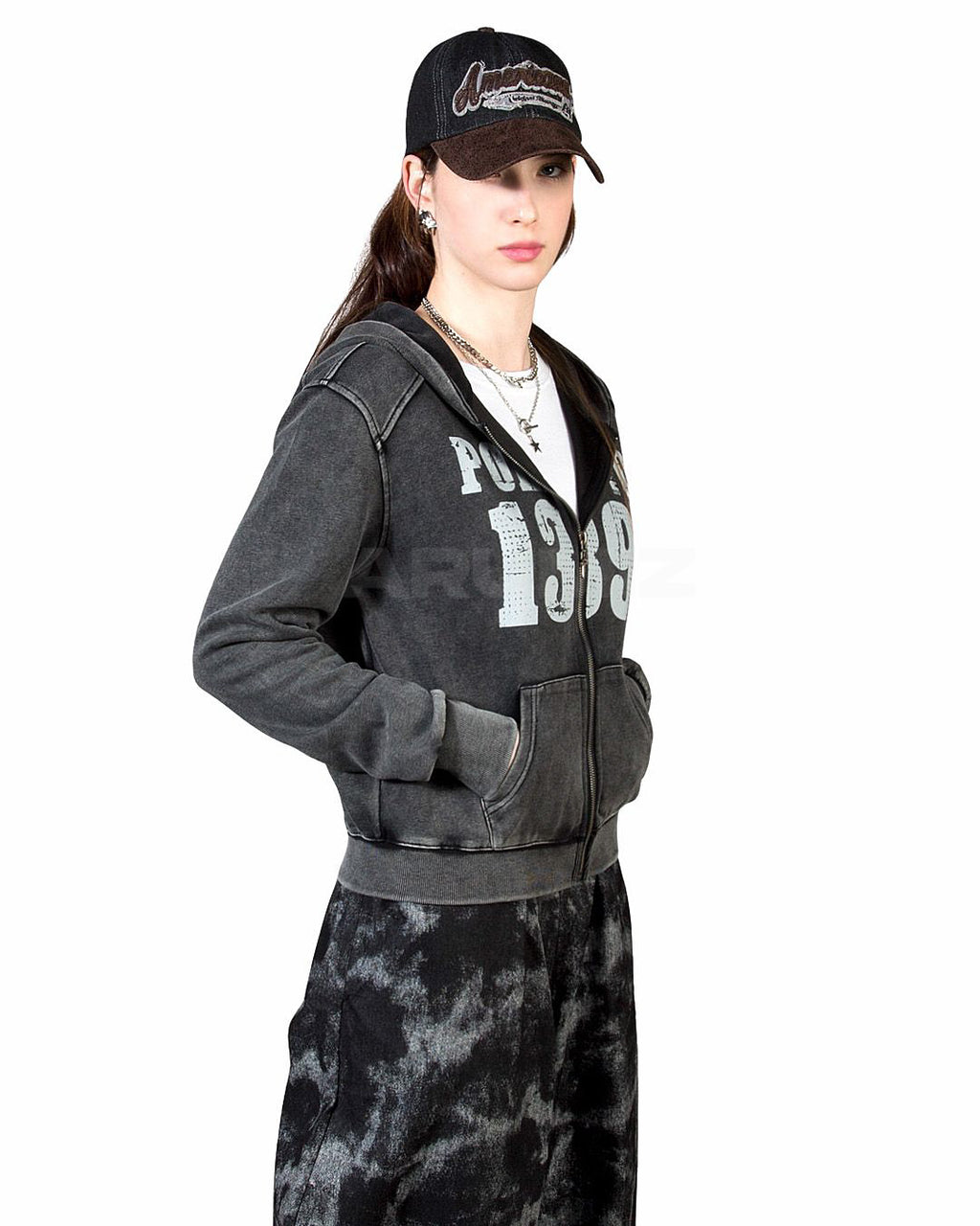Vintage Pigment Wash Lettering Cropped Zip-Up Hoodie