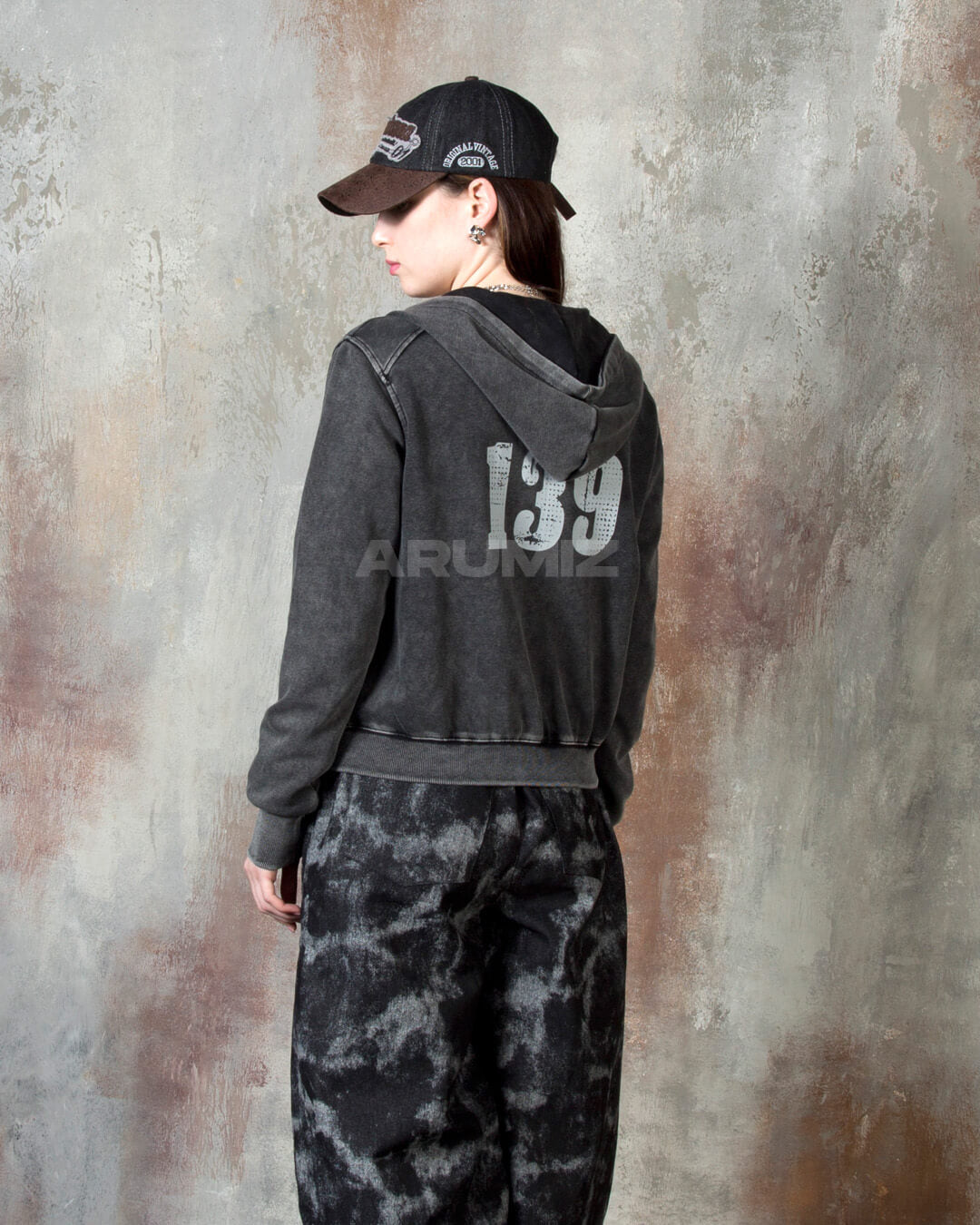 Vintage Pigment Wash Lettering Cropped Zip-Up Hoodie