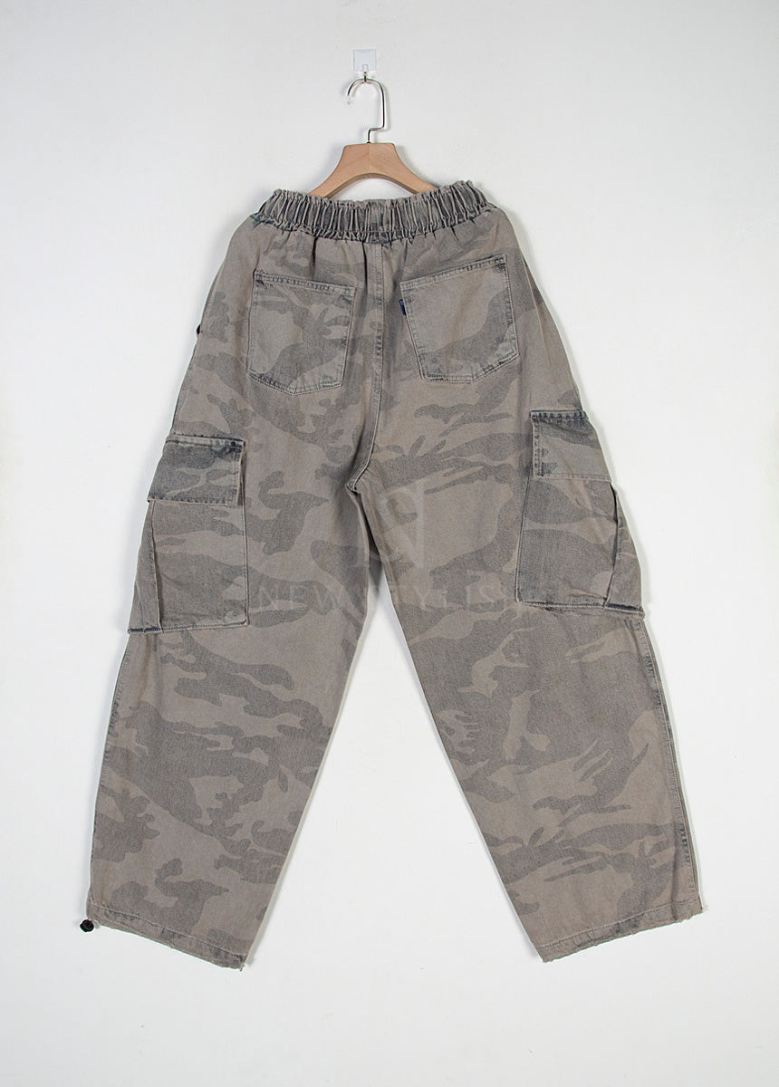 Vintage Camo Washed Wide-Leg Denim Cargo Pants