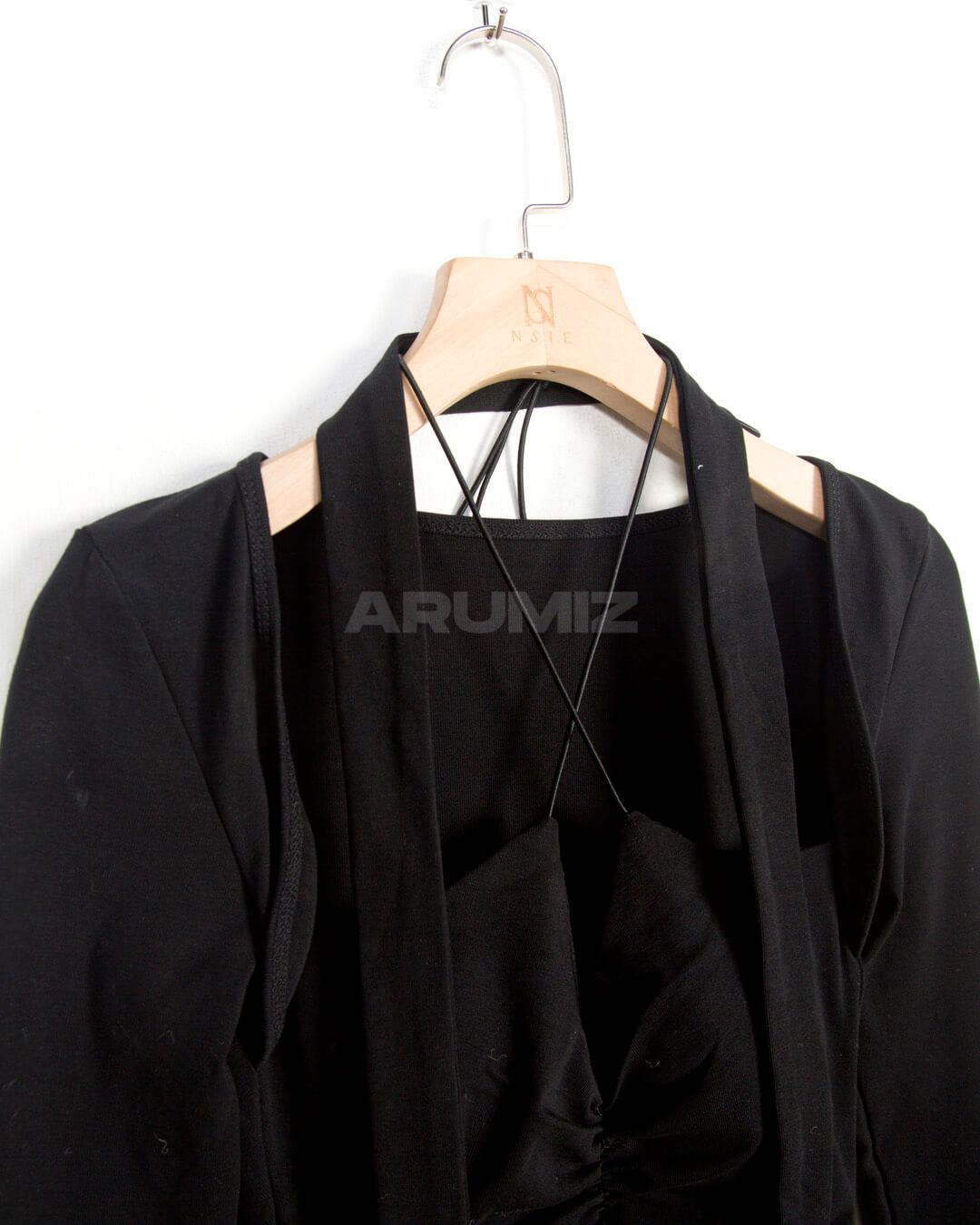 Choker Strap Shirred Cropped Long Sleeve Top