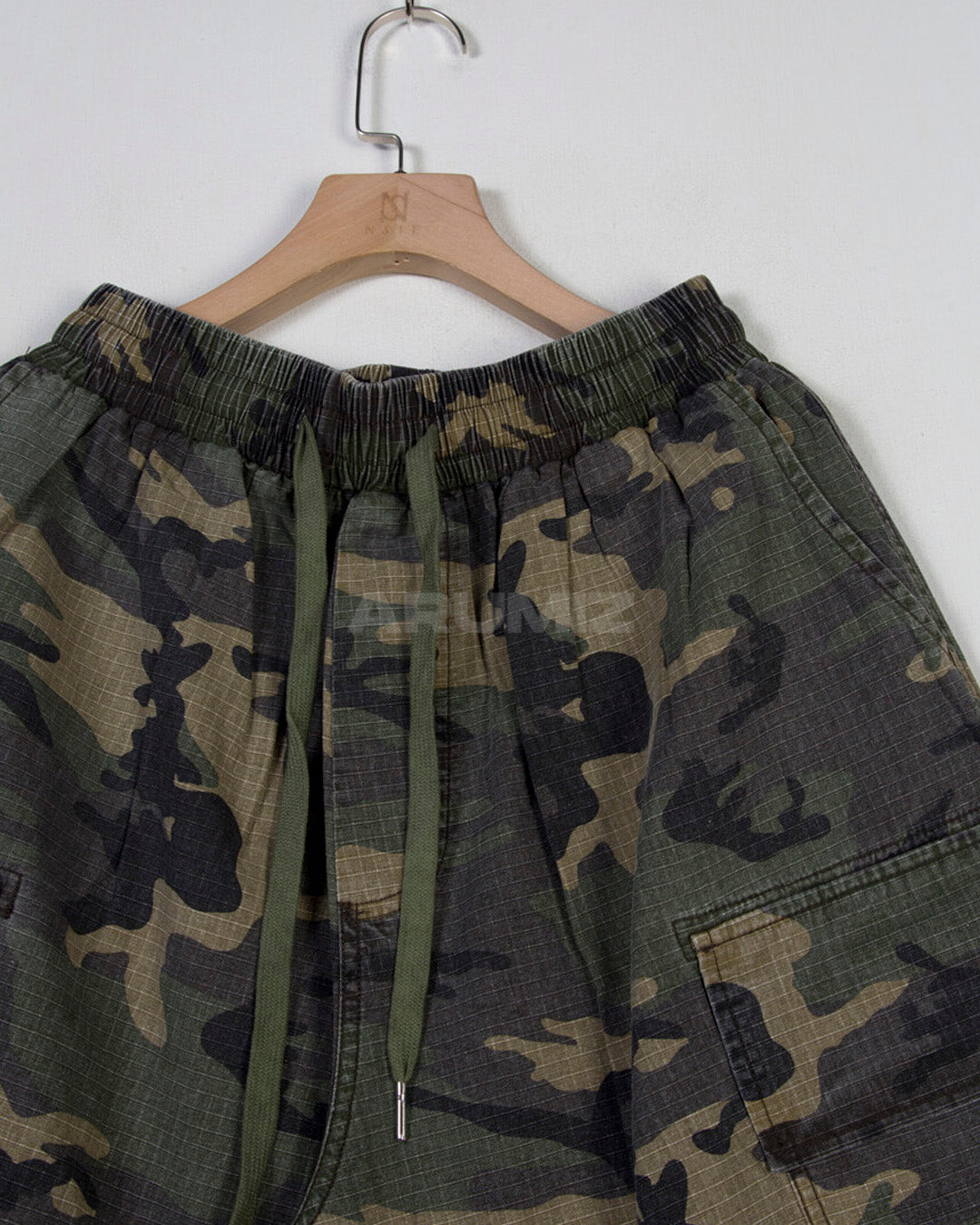 Convertible Two-Way Camo Wide-Leg Cargo Pants
