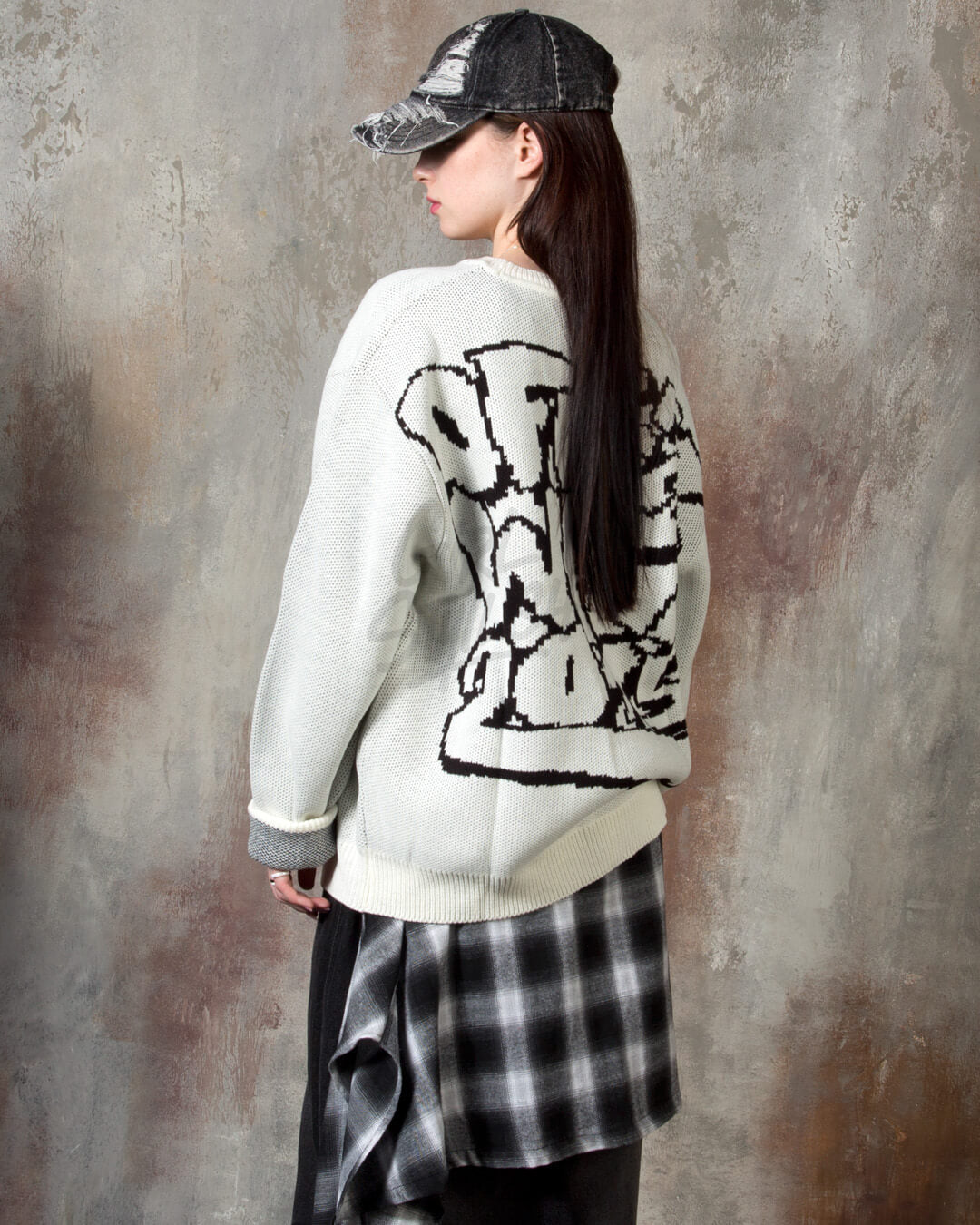 Graffiti Graphic Oversized Intarsia Knit Sweater - Streetwear Knit