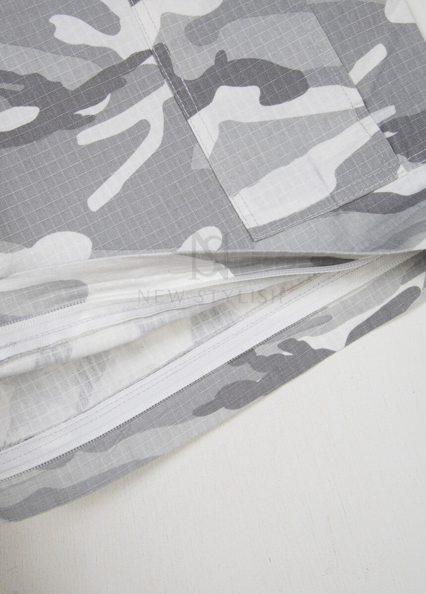 Convertible Two-Way Camo Wide-Leg Cargo Pants
