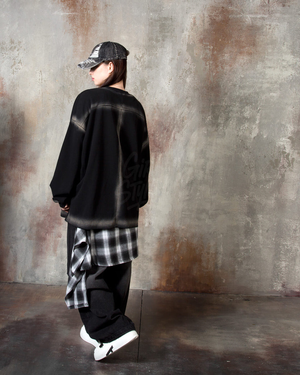 Gradient Line Waffle Black Long Sleeve T-shirt